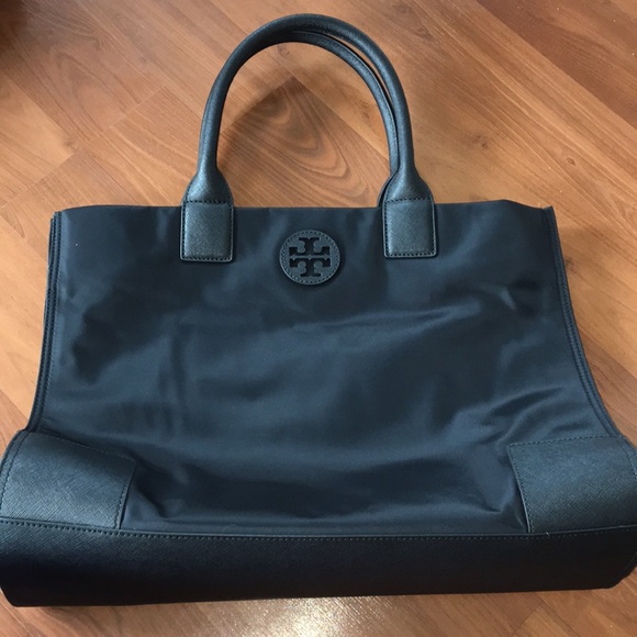 Tory Burch Handbags - Tory Burch tote